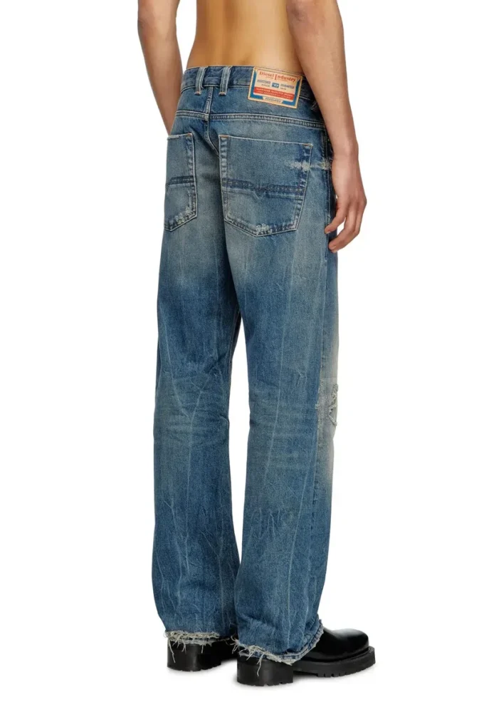 jeans relaxed 1980 d-eeper 09m28 Trova il negozio più vicino jeans relaxed 1980 d-eeper 09m28 Trova il negozio più vicino