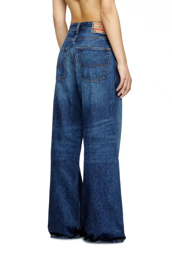 jeans rilassati 1996 D-Sire 09i27 Trova il negozio più vicino jeans rilassati 1996 D-Sire 09i27 Trova il negozio più vicino