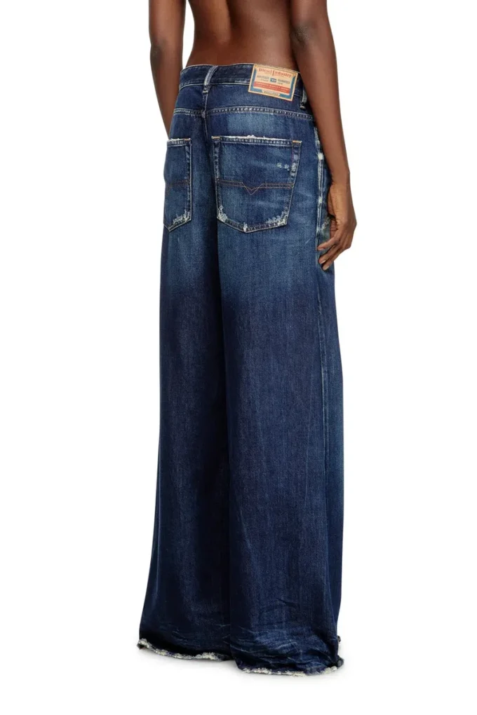 jeans rilassati 1996 D-Sire 09m06 Trova il negozio più vicino jeans rilassati 1996 D-Sire 09m06 Trova il negozio più vicino