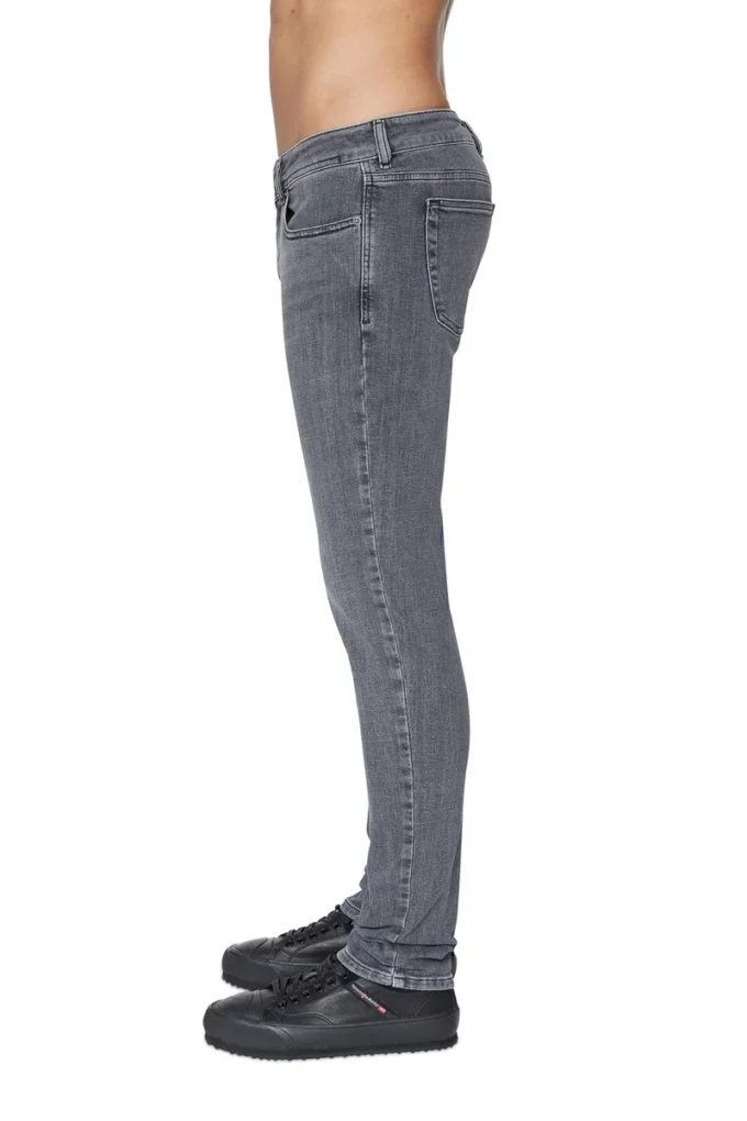 jeans skinny 1979 Sleenker 09b97 Trova il negozio più vicino jeans skinny 1979 Sleenker 09b97 Trova il negozio più vicino