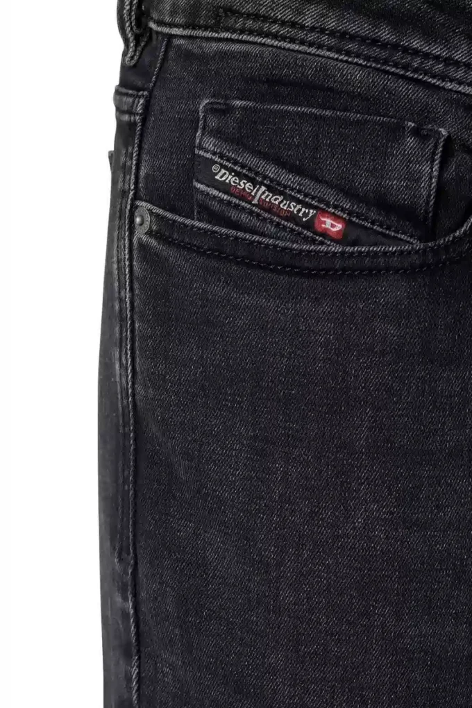 jeans skinny 1979 Sleenker 09c23 Trova il negozio più vicino jeans skinny 1979 Sleenker 09c23 Trova il negozio più vicino