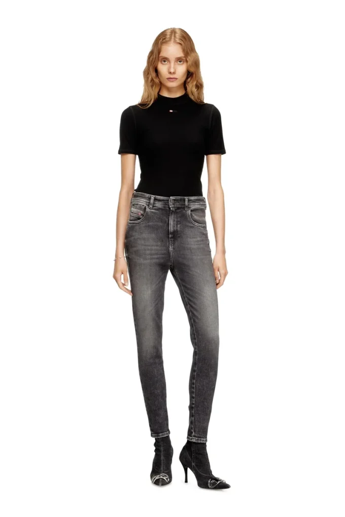 jeans skinny 1984 slandy-high 09l93 Trova il negozio più vicino jeans skinny 1984 slandy-high 09l93 Trova il negozio più vicino