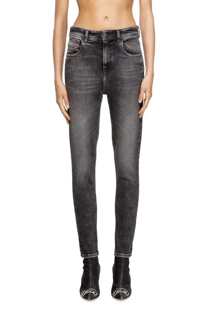 jeans skinny 1984 slandy-high 09l93 Trova il negozio più vicino jeans skinny 1984 slandy-high 09l93 Trova il negozio più vicino
