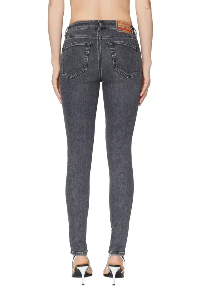 jeans skinny 2017 slandy 09d61 Trova il negozio più vicino jeans skinny 2017 slandy 09d61 Trova il negozio più vicino