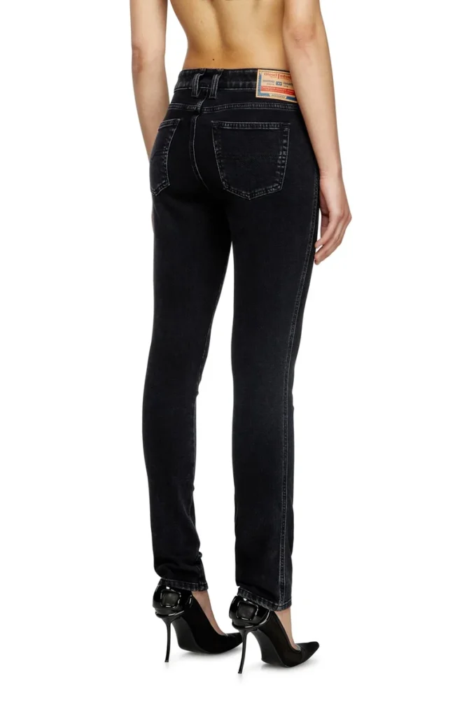 jeans slim 1992 d-jiann 09m69 Trova il negozio più vicino jeans slim 1992 d-jiann 09m69 Trova il negozio più vicino