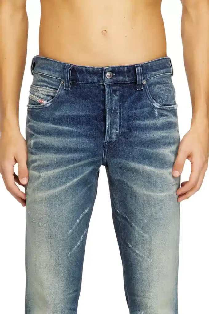 jeans slim 1993 d-vyl 007ca Trova il negozio più vicino jeans slim 1993 d-vyl 007ca Trova il negozio più vicino