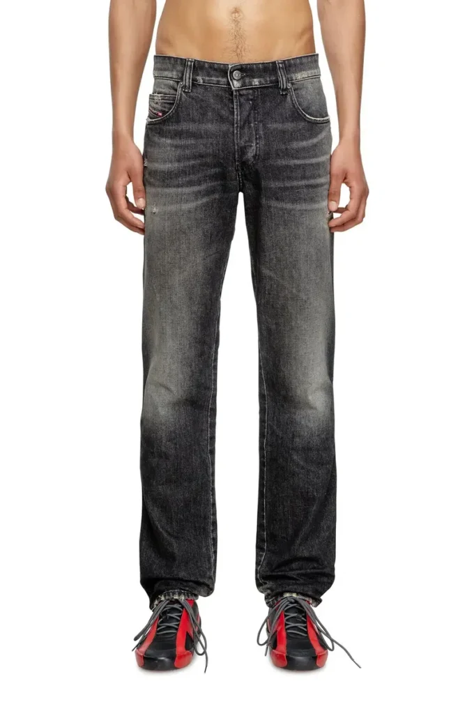 jeans slim 1993 d-vyl 09m54 Trova il negozio più vicino jeans slim 1993 d-vyl 09m54 Trova il negozio più vicino