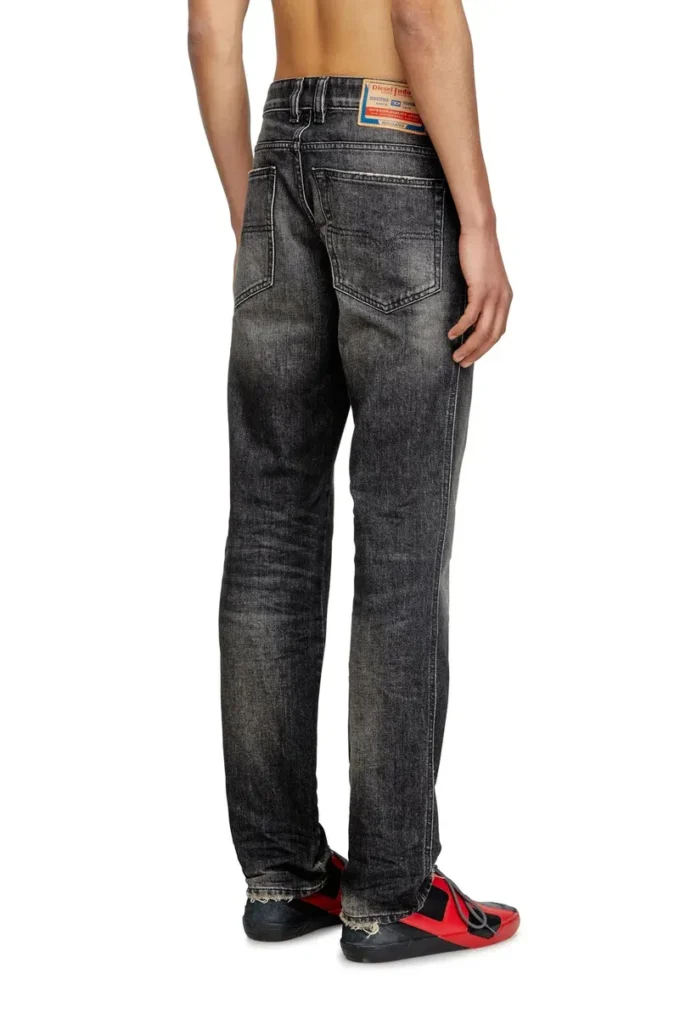 jeans slim 1993 d-vyl 09m54 Trova il negozio più vicino jeans slim 1993 d-vyl 09m54 Trova il negozio più vicino