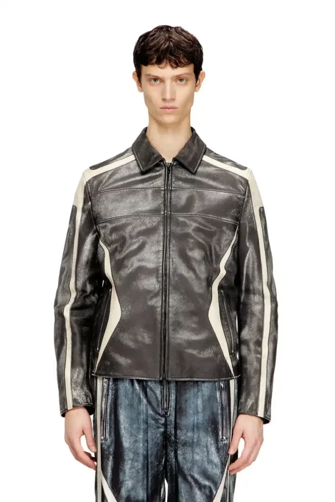 l-amar-enbi Giacca coach in pelle con stampa biker l-amar-enbi Giacca coach in pelle con stampa biker