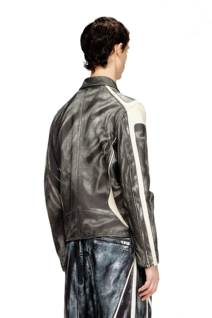 l-amar-enbi Giacca coach in pelle con stampa biker l-amar-enbi Giacca coach in pelle con stampa biker