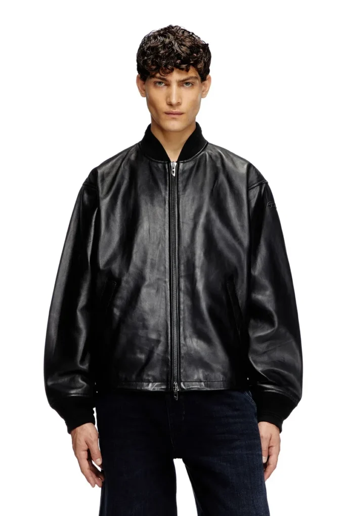l-khat Bomber in pelle cerata