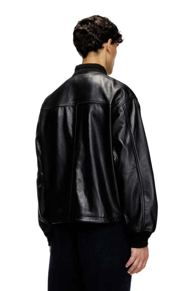 l-khat Bomber in pelle cerata