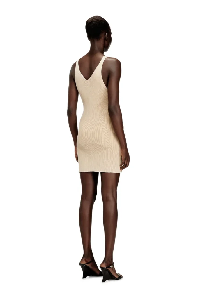 m-gabrielle Abito corto in maglia a costine con tasche cargo m-gabrielle Abito corto in maglia a costine con tasche cargo