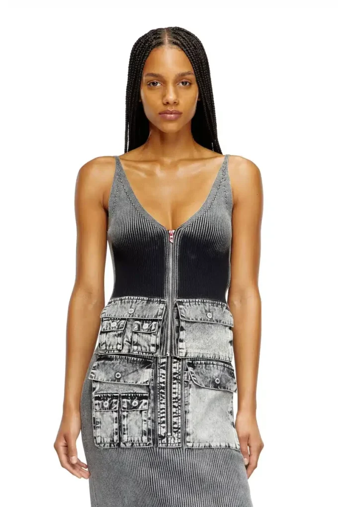 m-melly Canotta in maglia con tasche cargo in denim m-melly Canotta in maglia con tasche cargo in denim
