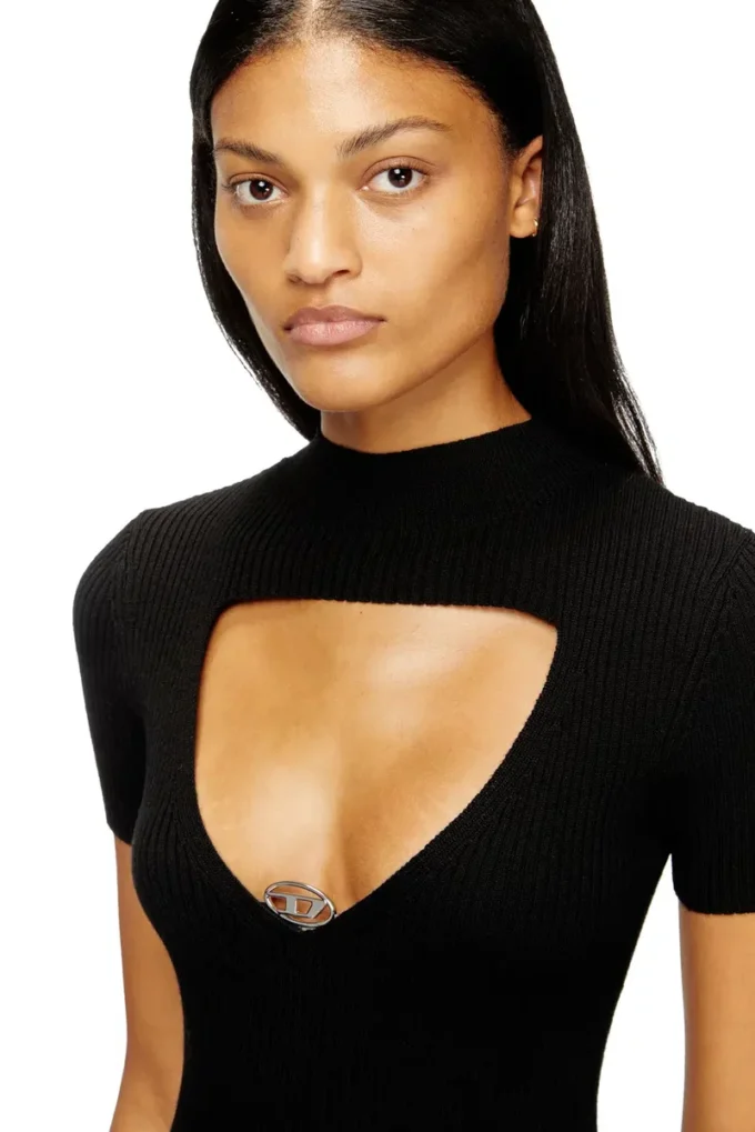 m-olympe Abito corto con cut-out in maglia di lana a coste