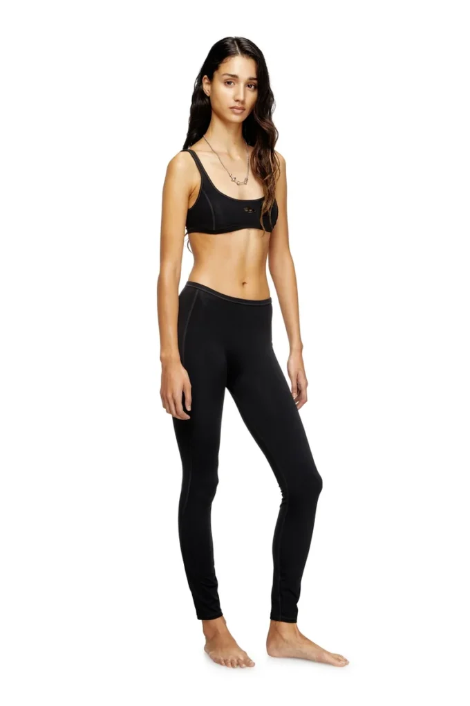 meredith-utlt Leggings in nylon con taglio posteriore ovale D meredith-utlt Leggings in nylon con taglio posteriore ovale D