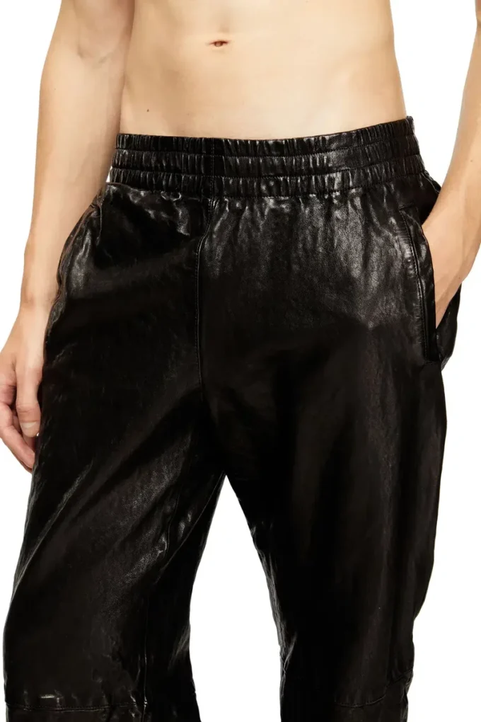 p-bru Pantaloni elasticizzati in pelle bollita p-bru Pantaloni elasticizzati in pelle bollita