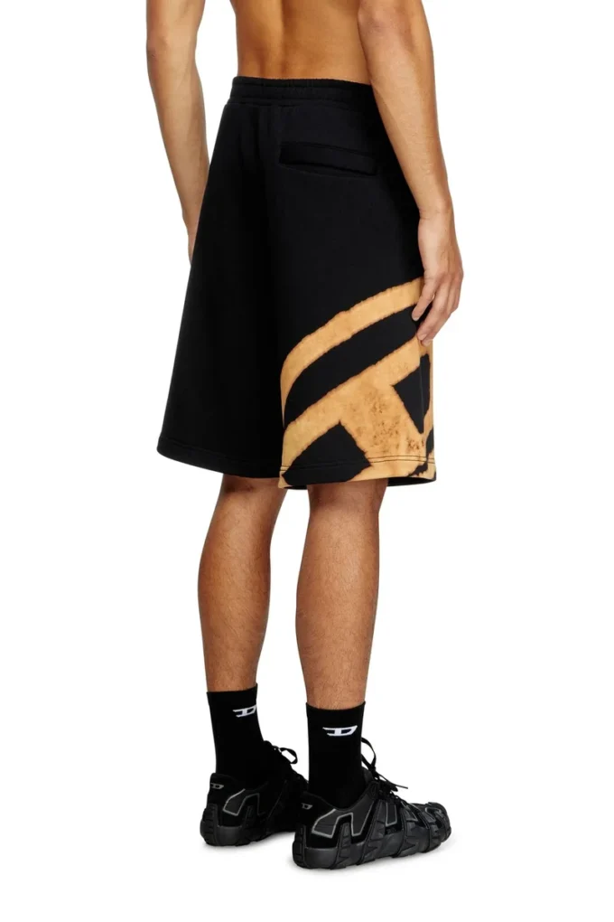 p-crow-bleach Pantaloncini in felpa con logo sbiancato p-crow-bleach Pantaloncini in felpa con logo sbiancato