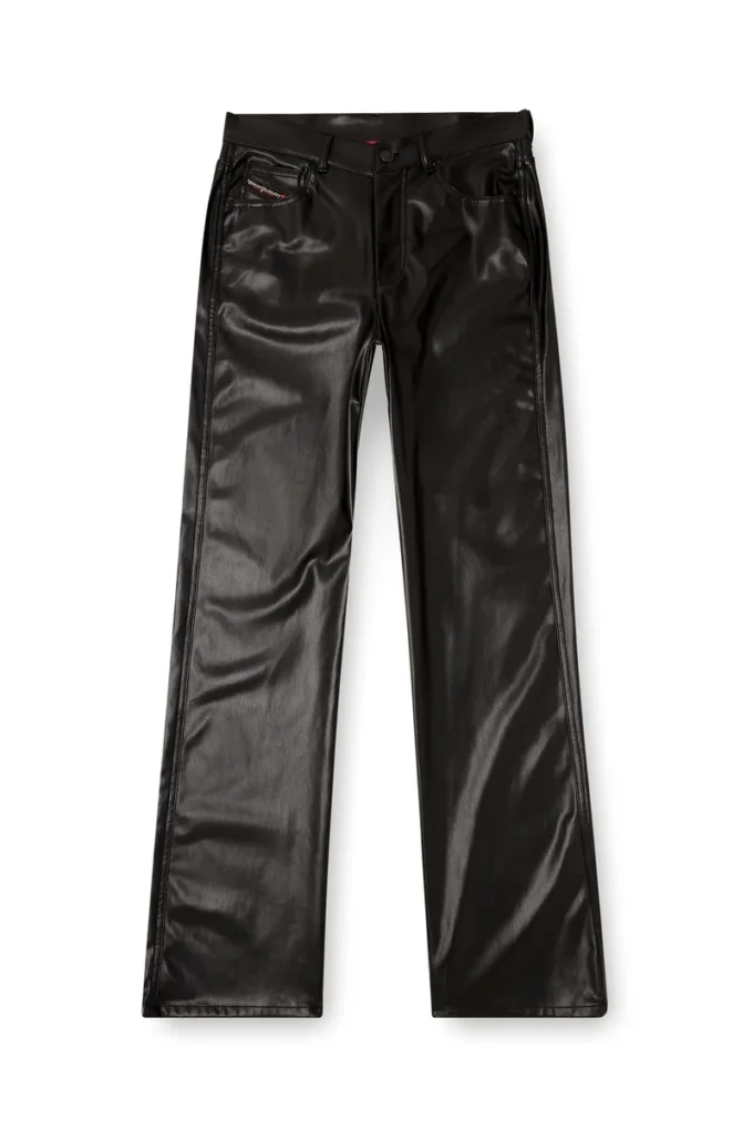 p-lain Pantaloni cinque tasche in tessuto spalmato p-lain Pantaloni cinque tasche in tessuto spalmato