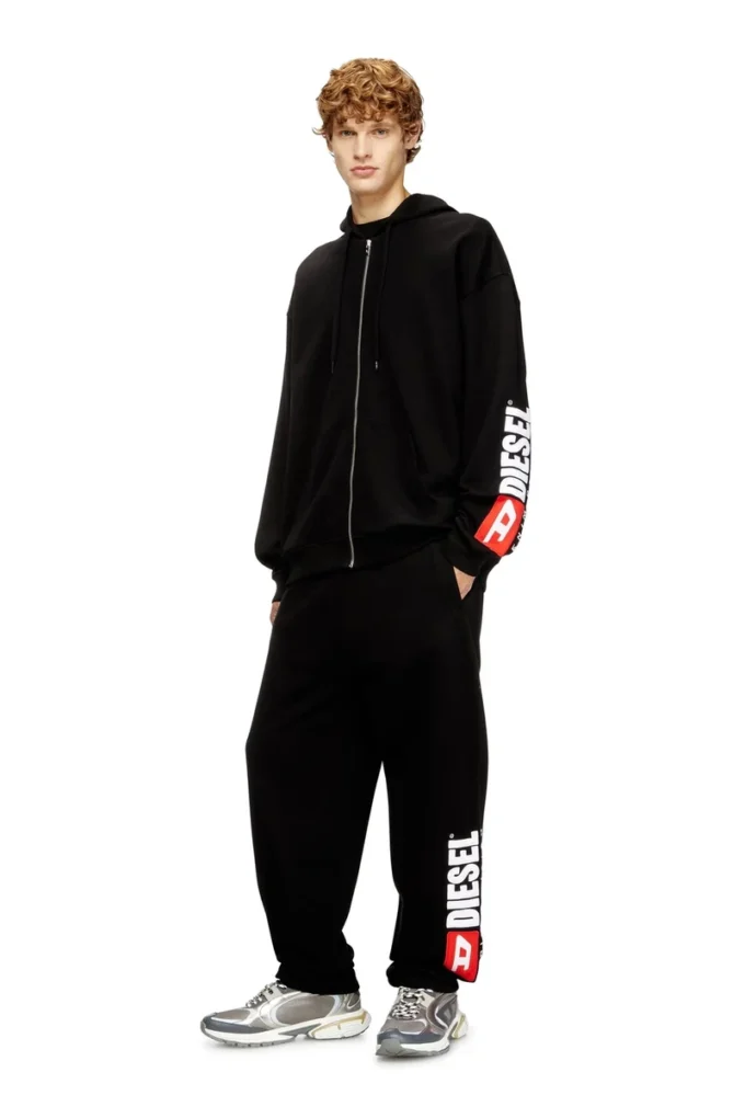 p-marky-div Pantaloni in cotone con toppa Diesel p-marky-div Pantaloni in cotone con toppa Diesel