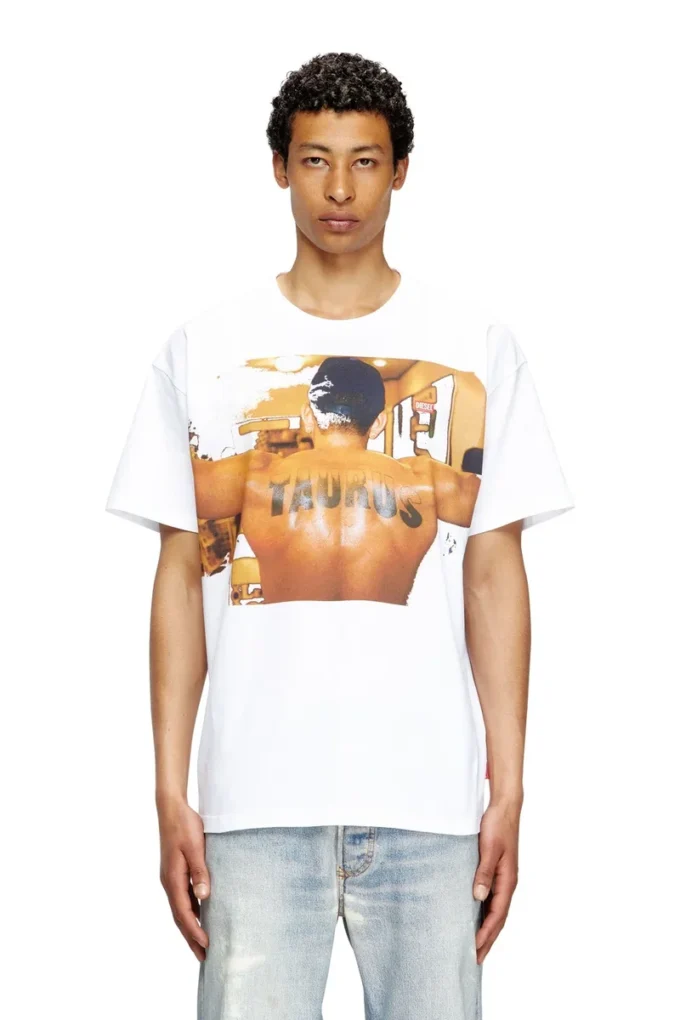 pr-t-norm-tom25-1 T-shirt con stampa grafica pr-t-norm-tom25-1 T-shirt con stampa grafica