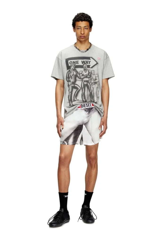 pr-t-norm-tom25 T-shirt con stampa grafica pr-t-norm-tom25 T-shirt con stampa grafica