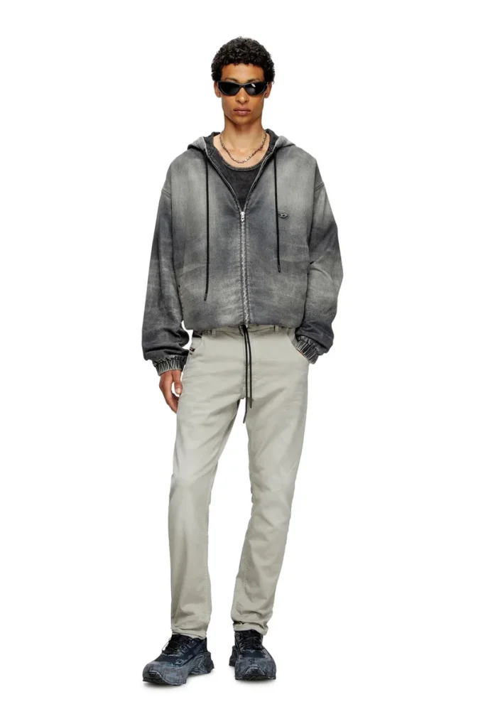 regular 2032 Krooley JoggJeans® 0670m Trova il negozio più vicino regular 2032 Krooley JoggJeans® 0670m Trova il negozio più vicino