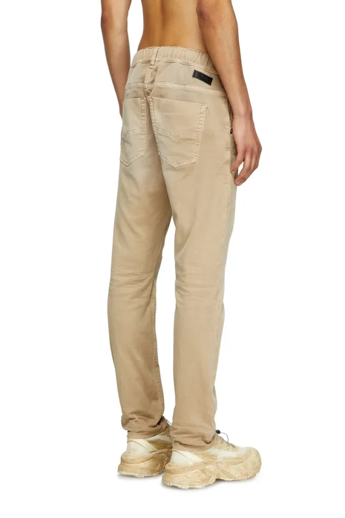 regular 2032 Krooley JoggJeans® 0670m Trova il negozio più vicino regular 2032 Krooley JoggJeans® 0670m Trova il negozio più vicino