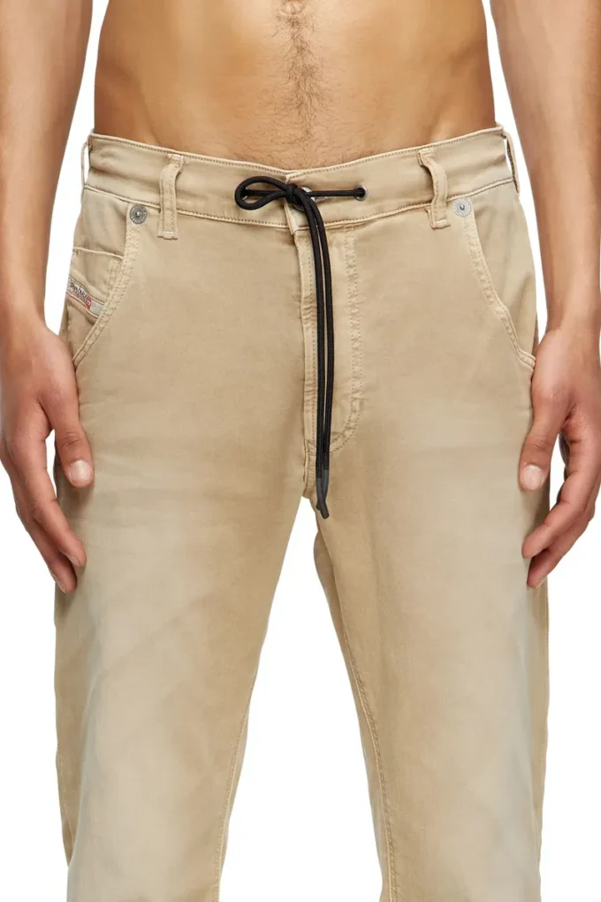regular 2032 Krooley JoggJeans® 0670m Trova il negozio più vicino regular 2032 Krooley JoggJeans® 0670m Trova il negozio più vicino