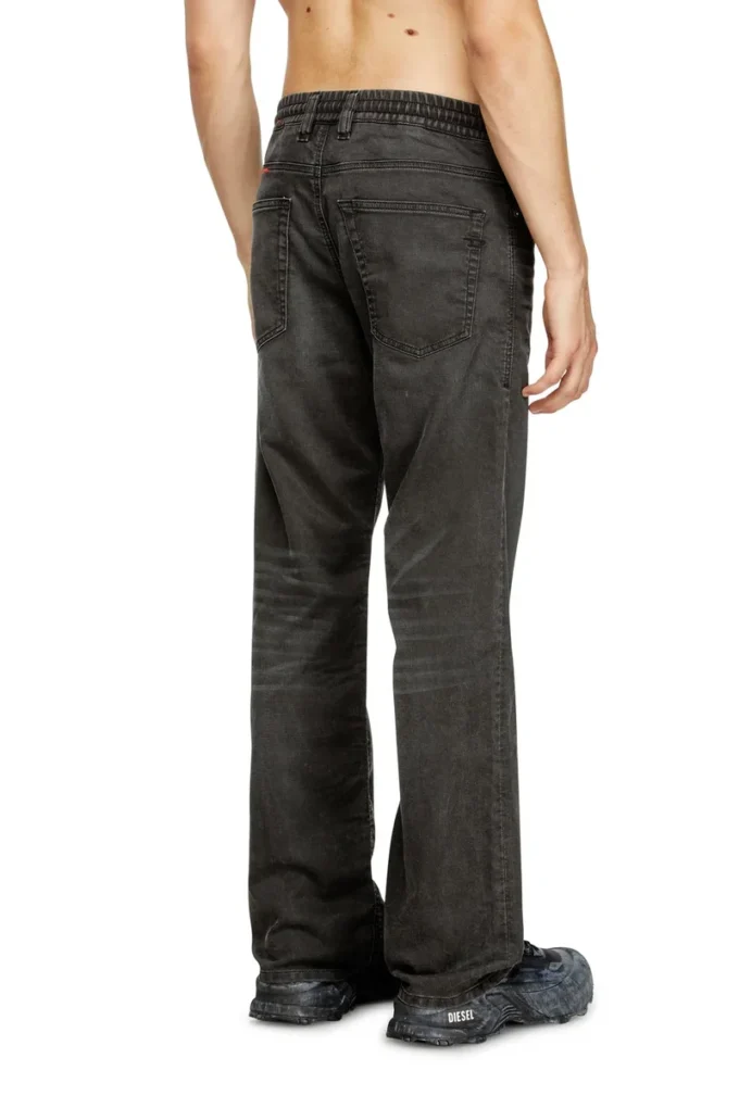 relaxed 2080 d-reel JoggJeans® 09j75 Trova il negozio più vicino relaxed 2080 d-reel JoggJeans® 09j75 Trova il negozio più vicino