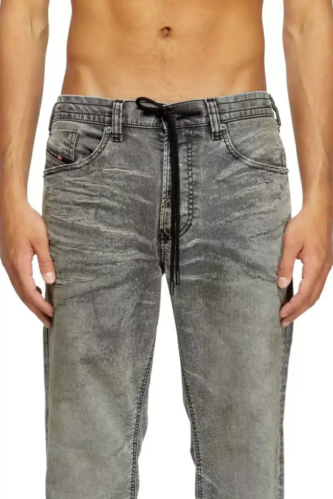 relaxed 2080 d-reel JoggJeans® 09m35 Trova il negozio più vicino relaxed 2080 d-reel JoggJeans® 09m35 Trova il negozio più vicino