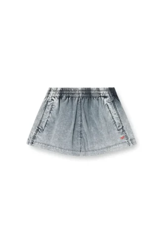 s-ound Boxer in Taslan trattato