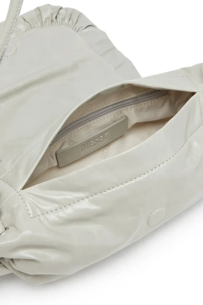 scrunch-d shoulder s Borsa a tracolla Scrunch-D S in pelle stropicciata