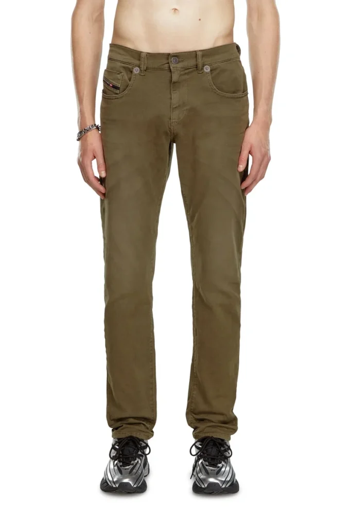 slim 2060 D-Strukt JoggJeans® 0670m Trova il negozio più vicino slim 2060 D-Strukt JoggJeans® 0670m Trova il negozio più vicino
