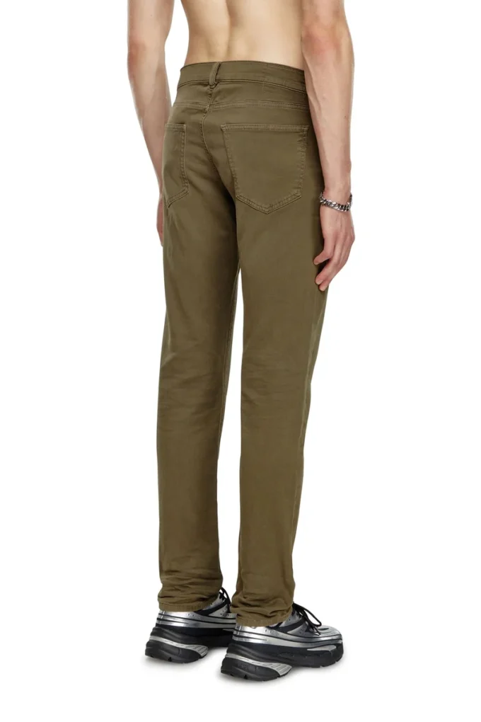 slim 2060 D-Strukt JoggJeans® 0670m Trova il negozio più vicino slim 2060 D-Strukt JoggJeans® 0670m Trova il negozio più vicino