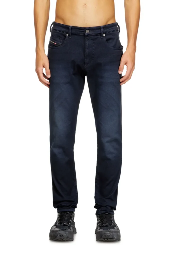 slim 2062 D-Strukt JoggJeans® 0670m Trova il negozio più vicino slim 2062 D-Strukt JoggJeans® 0670m Trova il negozio più vicino