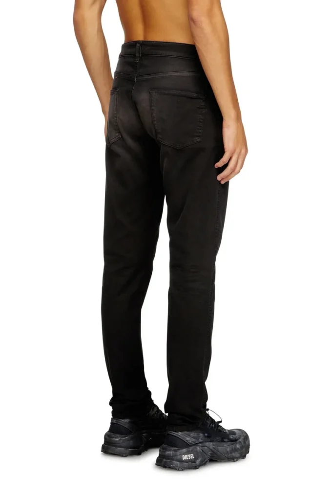 slim 2062 D-Strukt JoggJeans® 0670m Trova il negozio più vicino slim 2062 D-Strukt JoggJeans® 0670m Trova il negozio più vicino