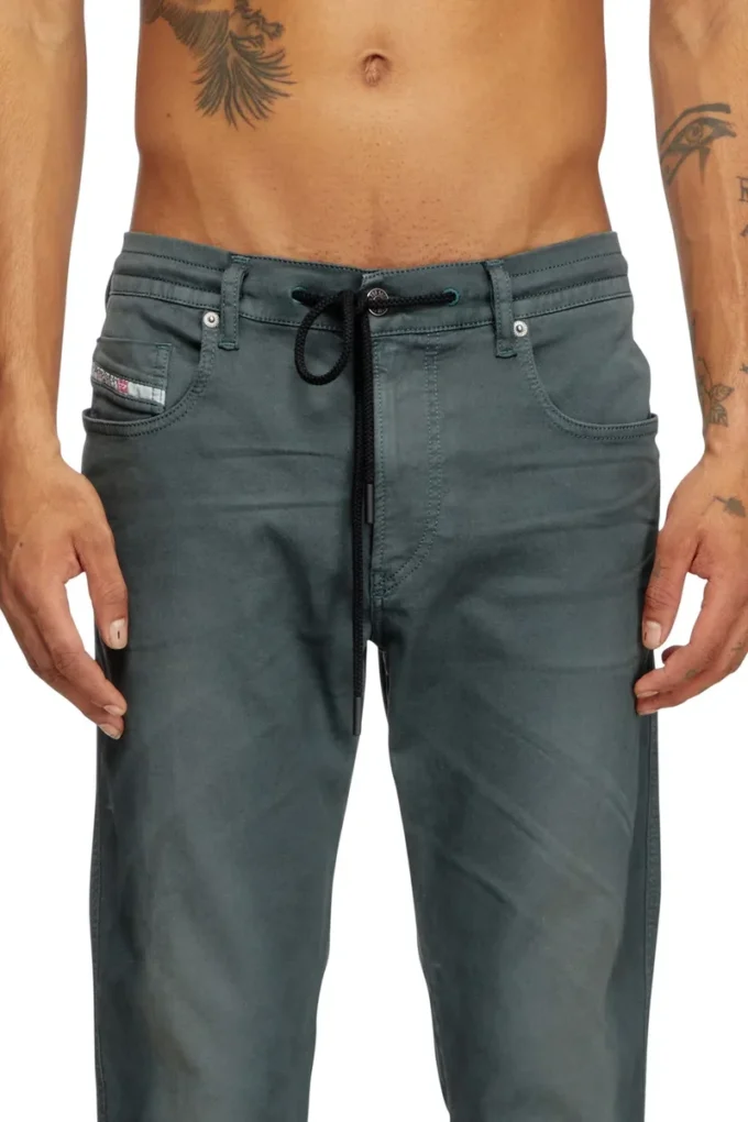 slim 2062 D-Strukt JoggJeans® 0670m Trova il negozio più vicino slim 2062 D-Strukt JoggJeans® 0670m Trova il negozio più vicino