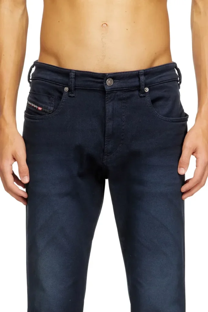 slim 2062 D-Strukt JoggJeans® 0670m Trova il negozio più vicino slim 2062 D-Strukt JoggJeans® 0670m Trova il negozio più vicino