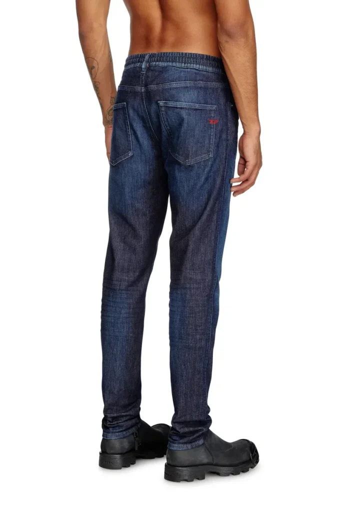 slim 2062 D-Strukt JoggJeans® 09l11 Trova il negozio più vicino slim 2062 D-Strukt JoggJeans® 09l11 Trova il negozio più vicino