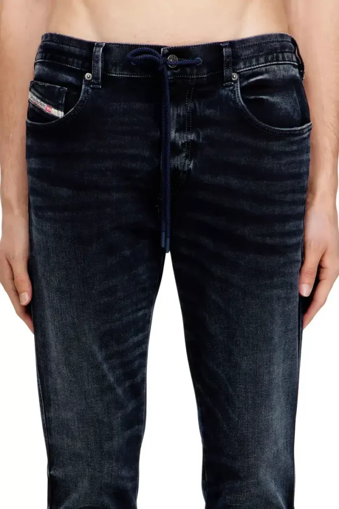 slim 2062 D-Strukt JoggJeans® 09n80 Trova il negozio più vicino slim 2062 D-Strukt JoggJeans® 09n80 Trova il negozio più vicino
