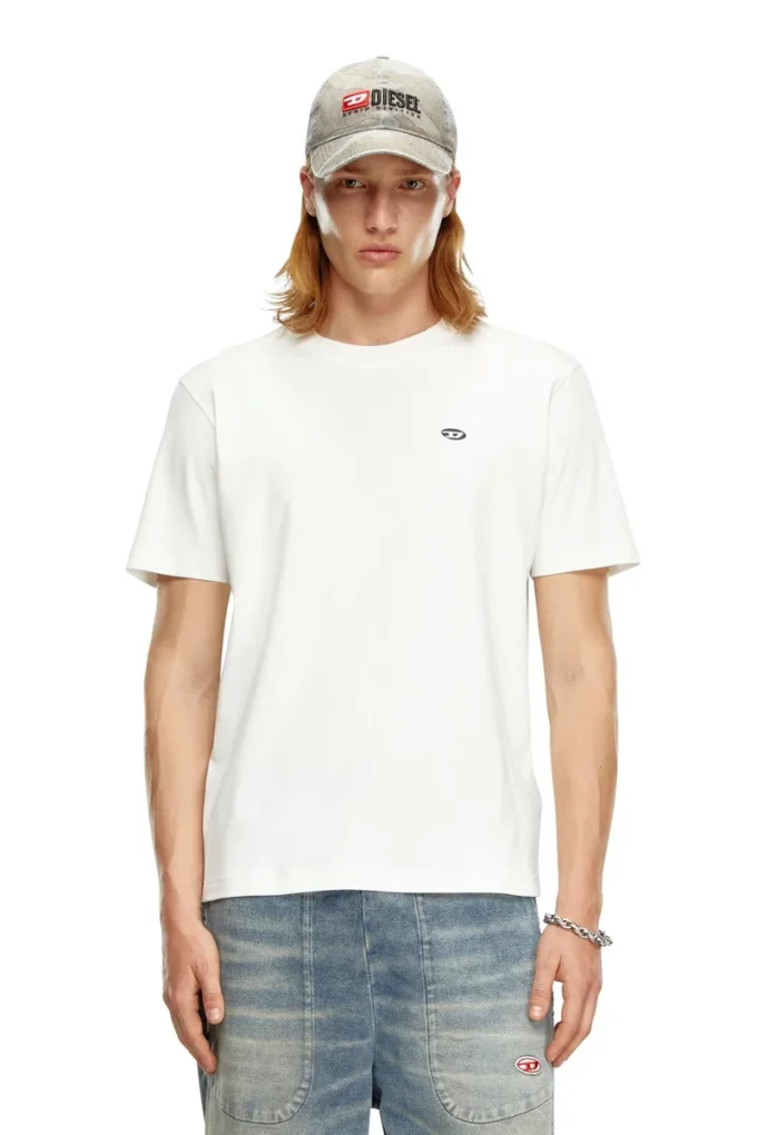 t-adjust-doval-pj T-shirt con patch ovale D t-adjust-doval-pj T-shirt con patch ovale D