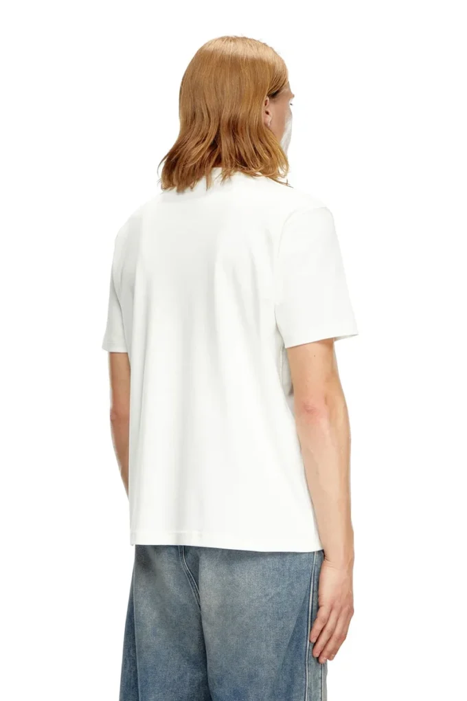 t-adjust-doval-pj T-shirt con patch ovale D t-adjust-doval-pj T-shirt con patch ovale D