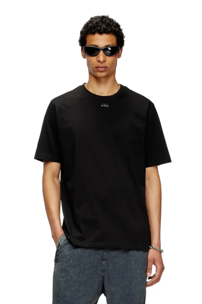 t-adjust-marey T-shirt con taglio ovale D t-adjust-marey T-shirt con taglio ovale D
