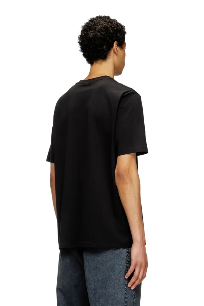 t-adjust-marey T-shirt con taglio ovale D t-adjust-marey T-shirt con taglio ovale D