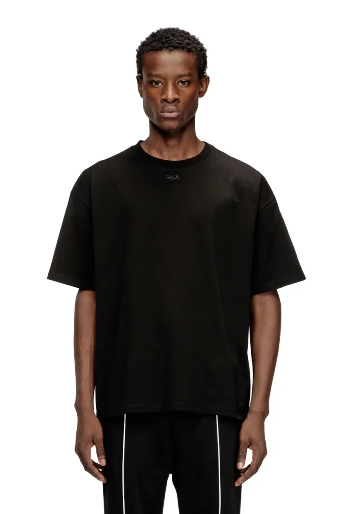 t-boxt-dco T-shirt comoda in cotone con ricamo D ovale t-boxt-dco T-shirt comoda in cotone con ricamo D ovale