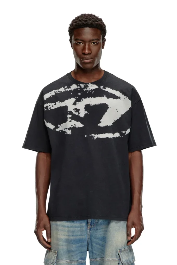 t-boxt-n14 T-shirt con logo floccato effetto consumato t-boxt-n14 T-shirt con logo floccato effetto consumato