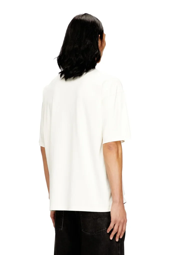 t-boxt-n14 T-shirt con logo floccato effetto consumato
