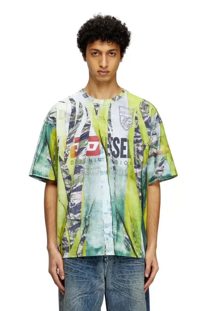 t-boxt-r13 T-shirt con stampa trompe l’oeil crackle