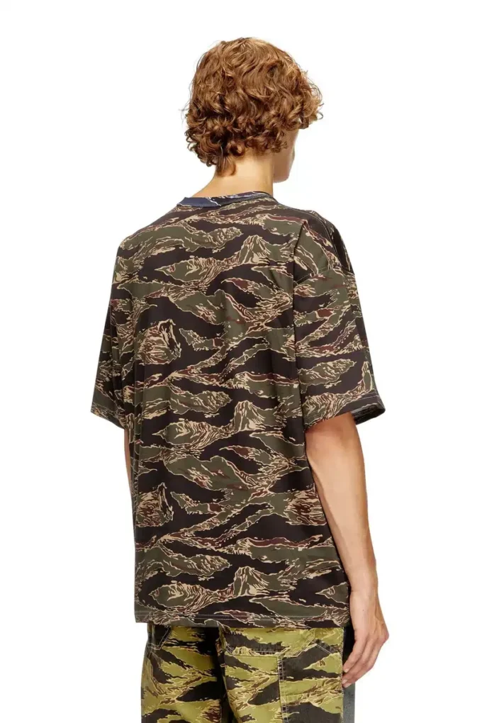 t-boxt-t22 T-shirt mimetica con logo mimetico